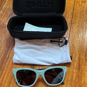 Women’s Caper Smith Sunglasses